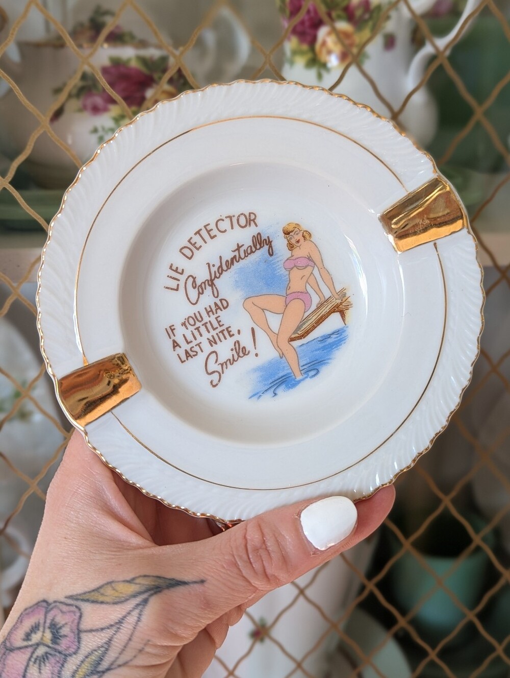 VTG Retro 50s Pinup Ceramic Ashtray Trinket Dish Gift Souvenir Adult Humor